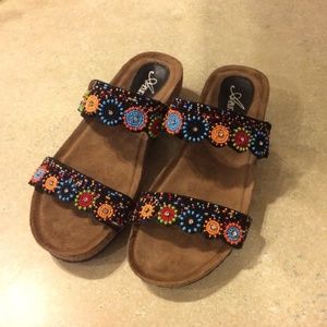 Azura Size 38 Beaded Sandals